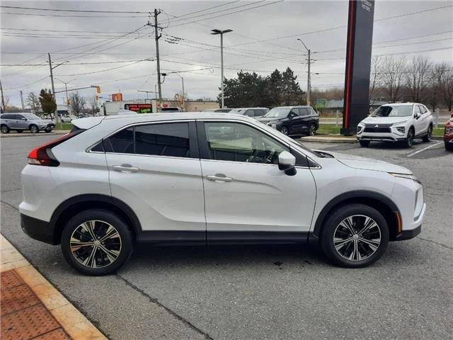 2022 Mitsubishi Eclipse Cross - Image 6 of 20