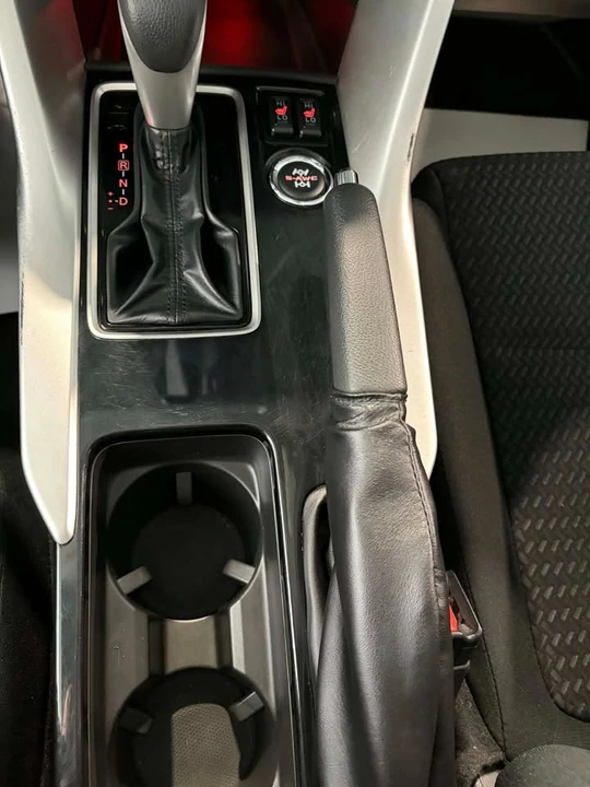 2022 Mitsubishi Eclipse Cross - Image 10 of 19