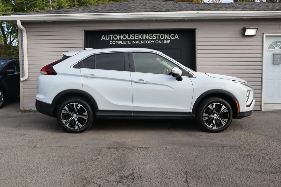 2022 Mitsubishi Eclipse Cross - Image 19 of 20