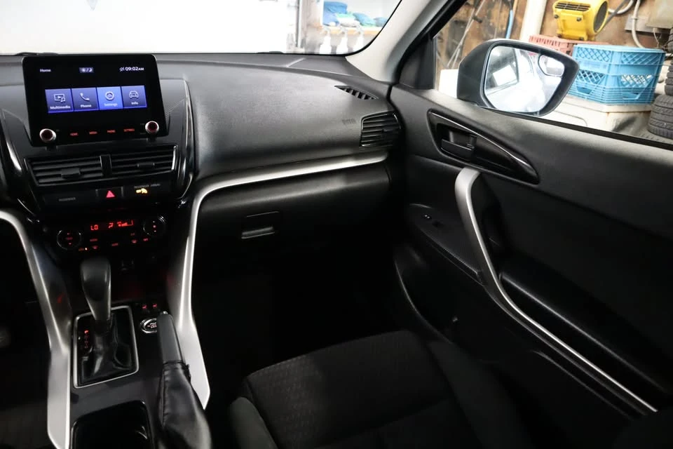2022 Mitsubishi Eclipse Cross - Image 10 of 20