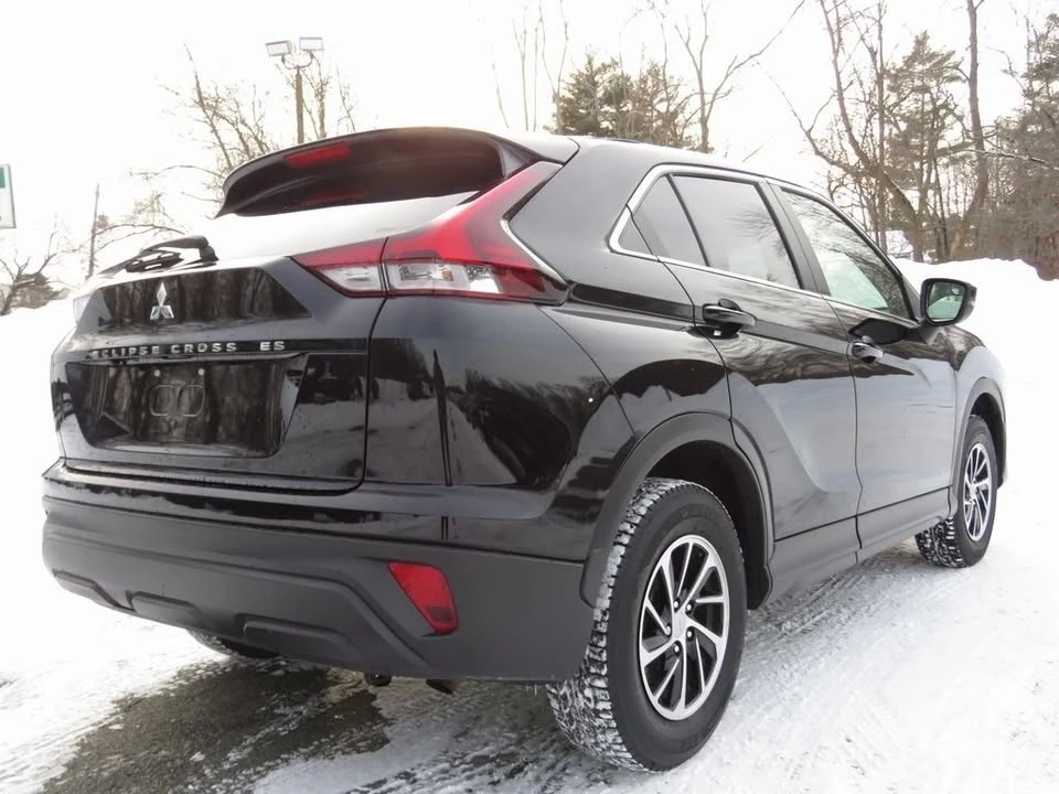 2022 Mitsubishi Eclipse Cross - Image 5 of 20