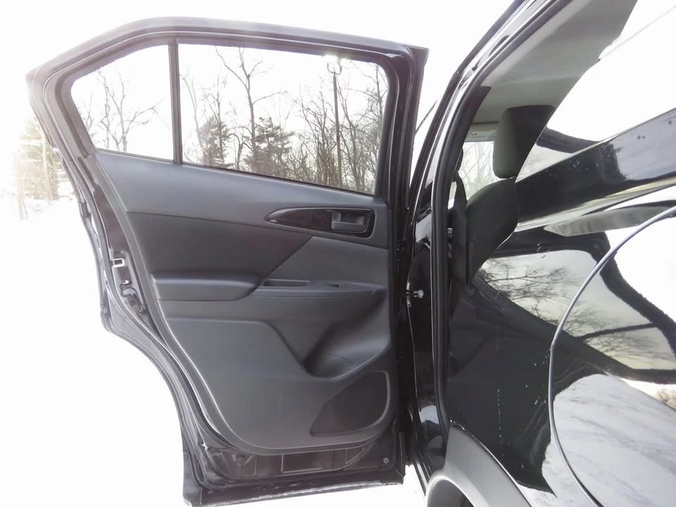 2022 Mitsubishi Eclipse Cross - Image 18 of 20