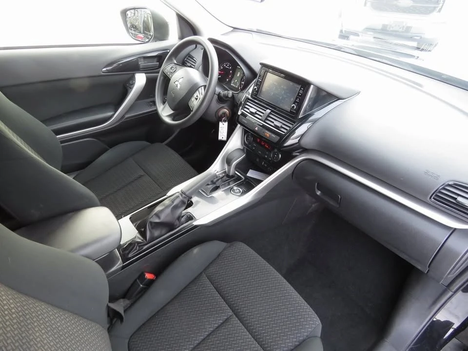 2022 Mitsubishi Eclipse Cross - Image 14 of 20