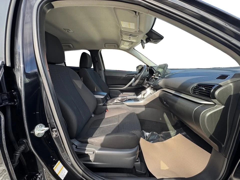 2022 Mitsubishi Eclipse Cross - Image 12 of 15