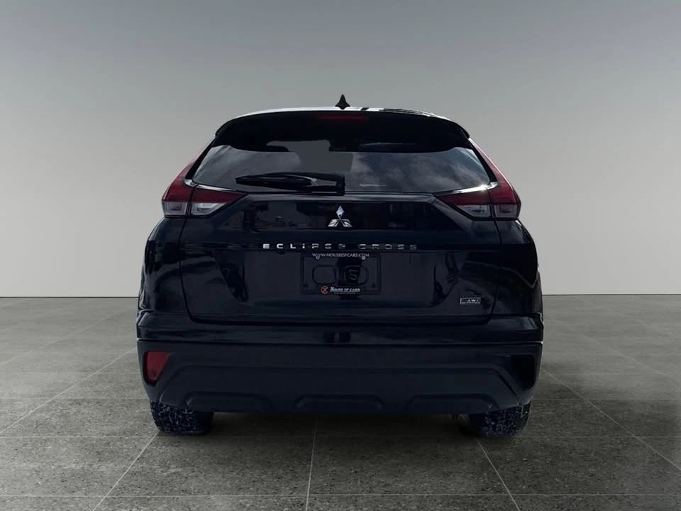 2022 Mitsubishi Eclipse Cross - Image 2 of 15