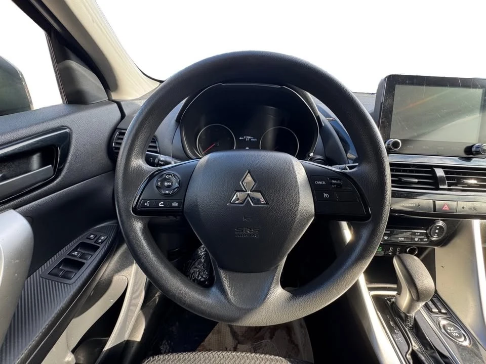 2022 Mitsubishi Eclipse Cross - Image 11 of 15