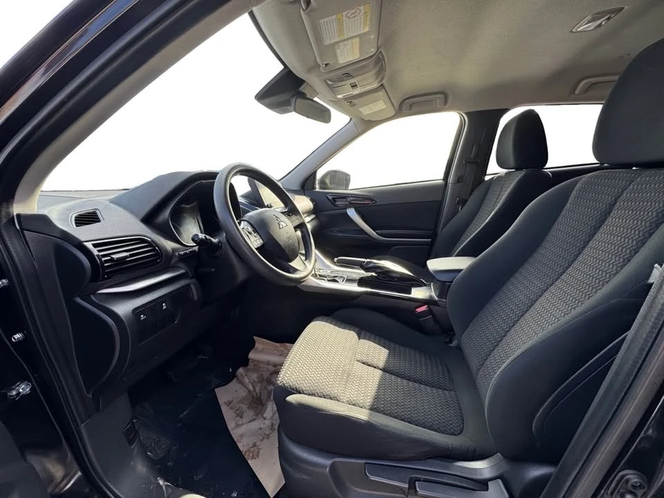 2022 Mitsubishi Eclipse Cross - Image 14 of 15