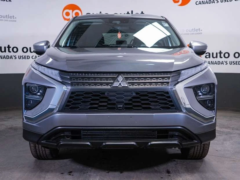 2022 Mitsubishi Eclipse Cross - Image 2 of 20
