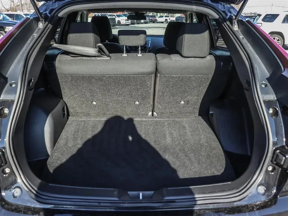 2022 Mitsubishi Eclipse Cross - Image 16 of 19