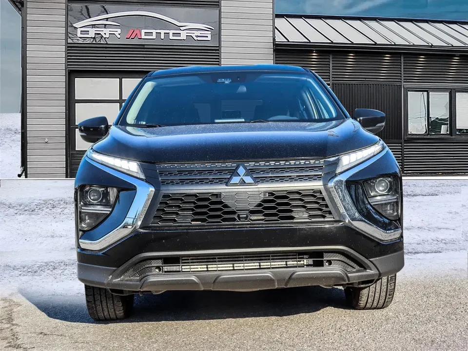 2022 Mitsubishi Eclipse Cross - Image 2 of 19