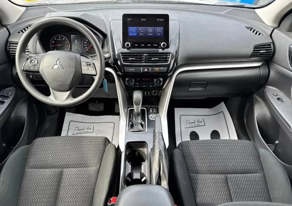 2022 Mitsubishi Eclipse Cross - Image 11 of 11