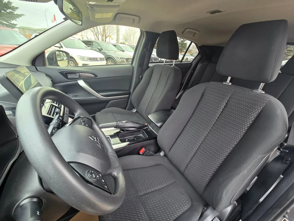 2022 Mitsubishi Eclipse Cross - Image 15 of 20