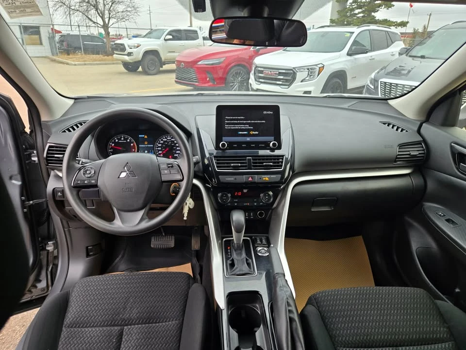 2022 Mitsubishi Eclipse Cross - Image 10 of 20