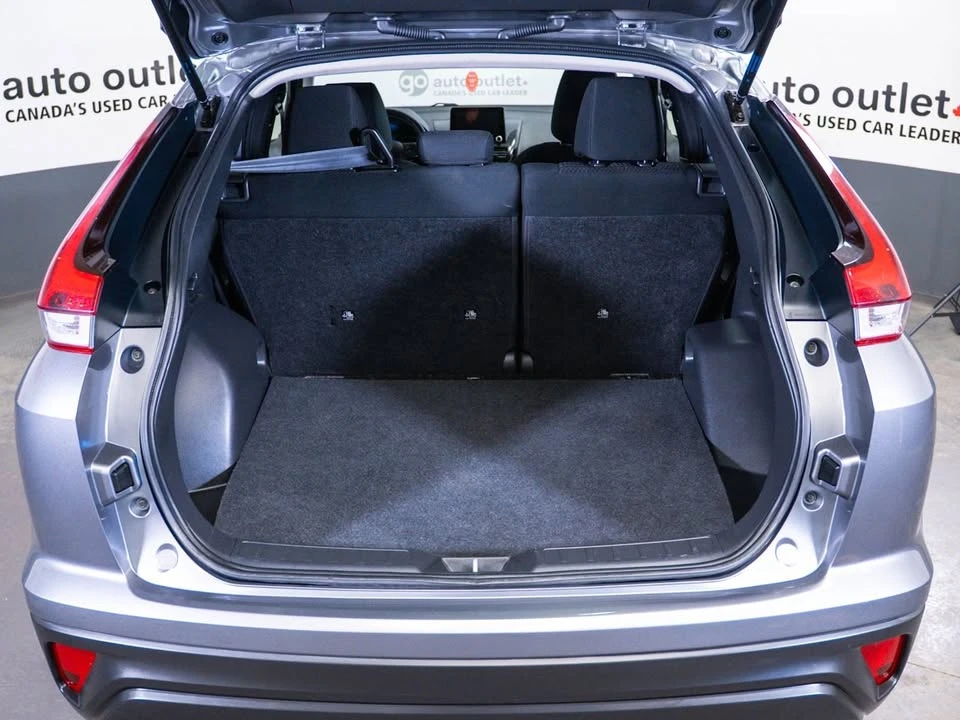 2022 Mitsubishi Eclipse Cross - Image 9 of 20