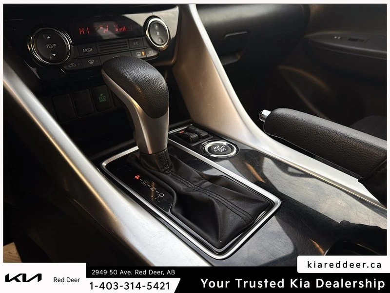 2022 Mitsubishi Eclipse Cross - Image 15 of 20
