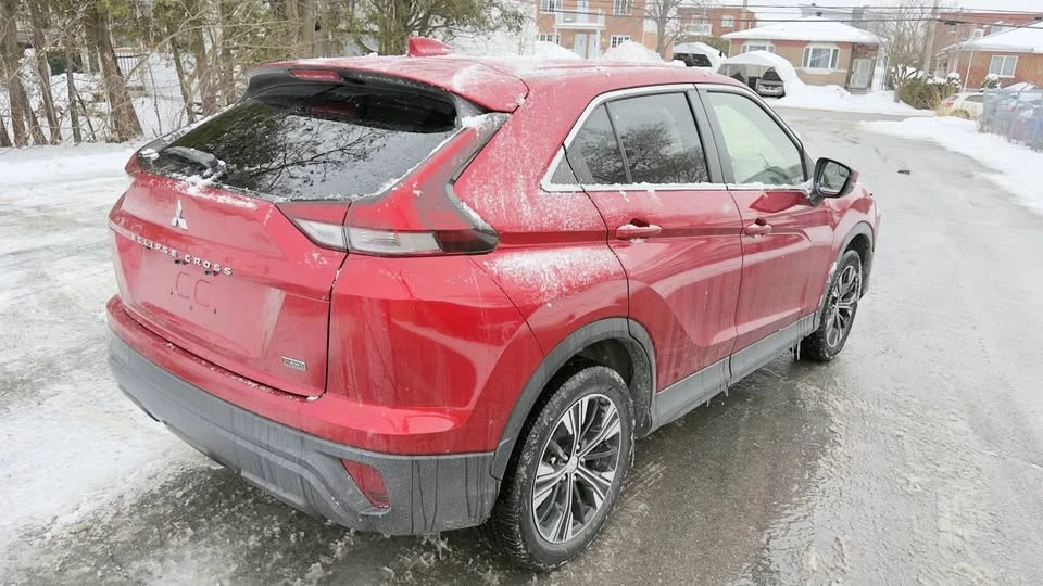 2022 Mitsubishi Eclipse Cross - Image 6 of 13