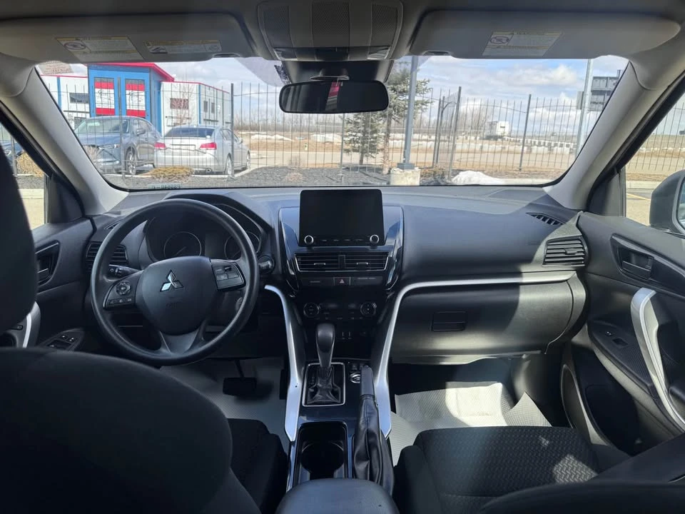 2022 Mitsubishi Eclipse Cross - Image 14 of 14