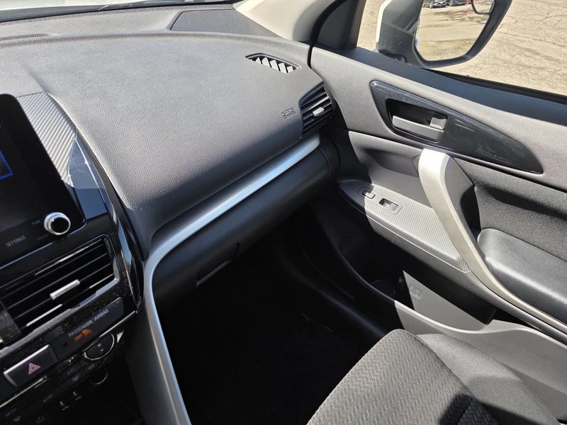 2022 Mitsubishi Eclipse Cross - Image 18 of 20