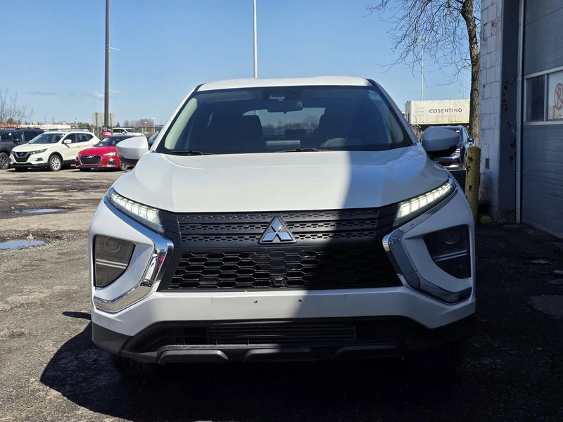 2022 Mitsubishi Eclipse Cross - Image 2 of 20