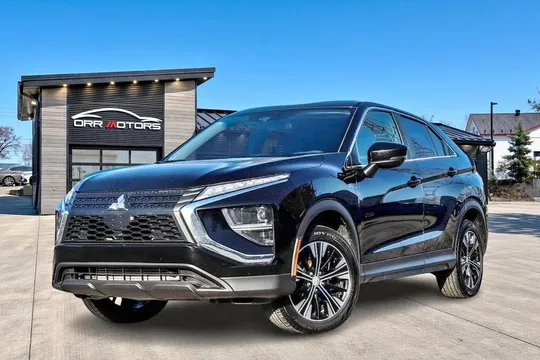 2022 Mitsubishi Eclipse Cross ES
