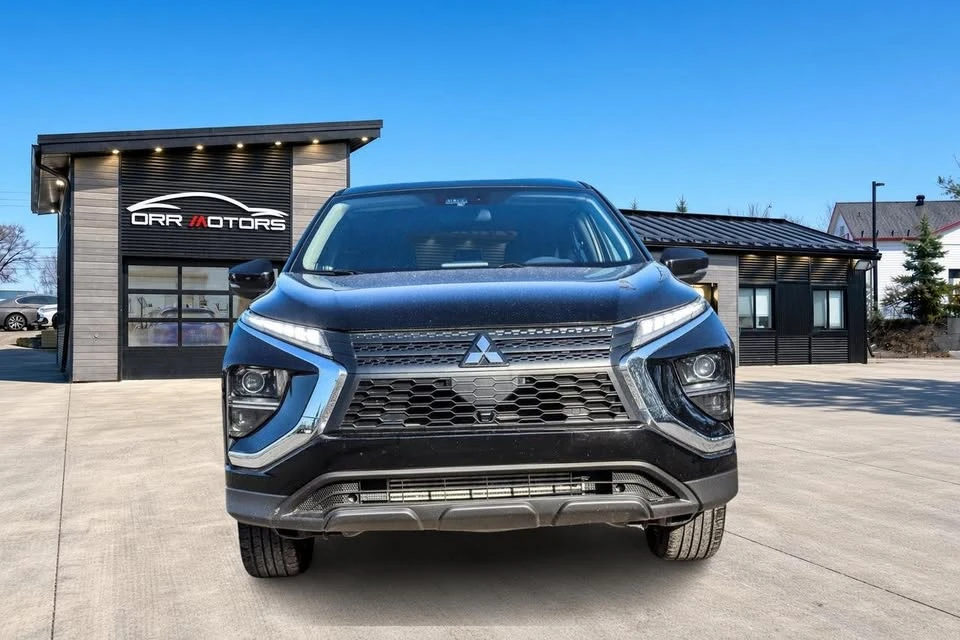2022 Mitsubishi Eclipse Cross - Image 2 of 20