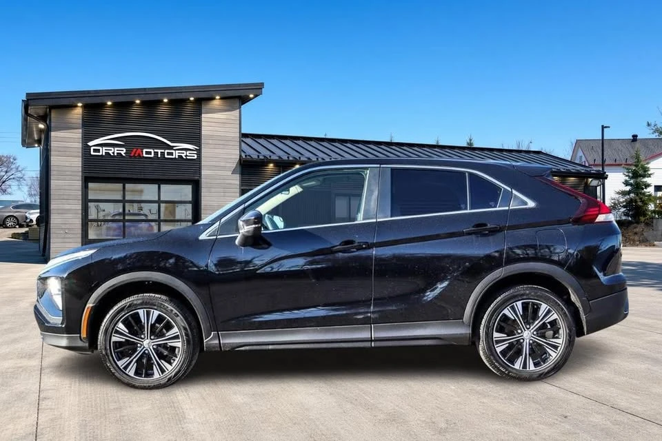 2022 Mitsubishi Eclipse Cross - Image 4 of 20