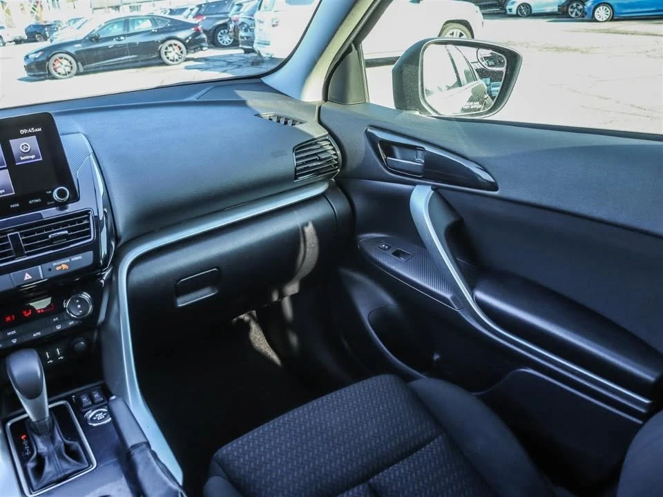 2022 Mitsubishi Eclipse Cross - Image 12 of 20