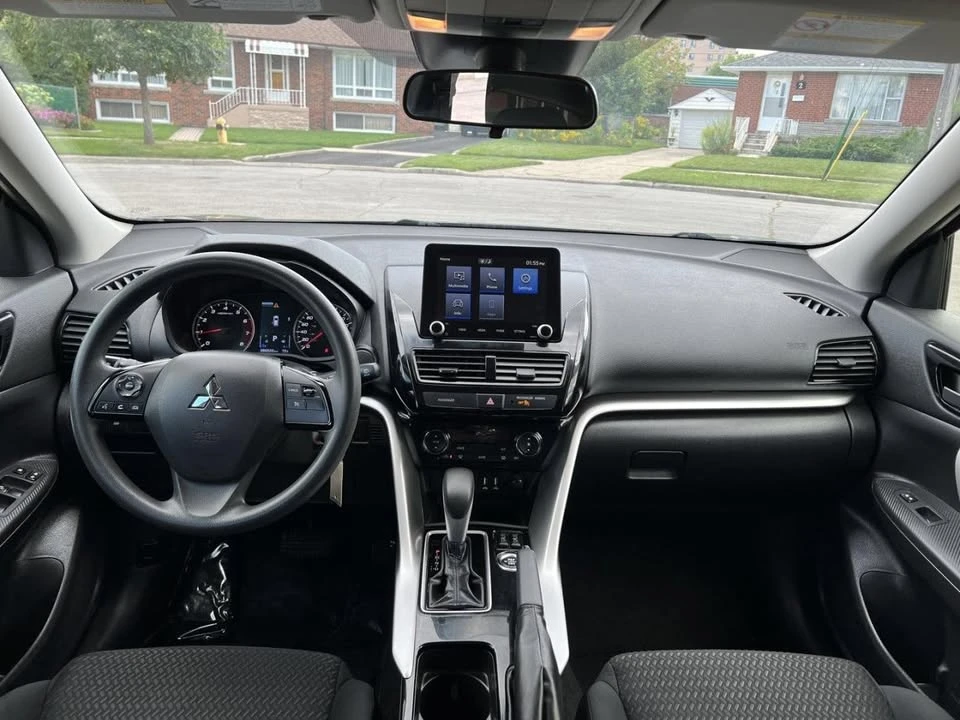 2022 Mitsubishi Eclipse Cross - Image 11 of 19