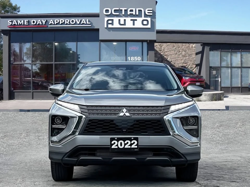 2022 Mitsubishi Eclipse Cross - Image 2 of 19