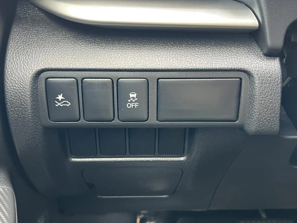 2022 Mitsubishi Eclipse Cross - Image 19 of 19