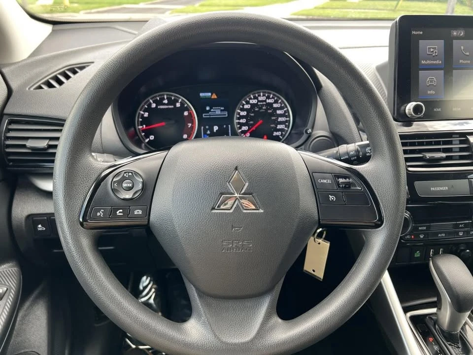 2022 Mitsubishi Eclipse Cross - Image 13 of 19