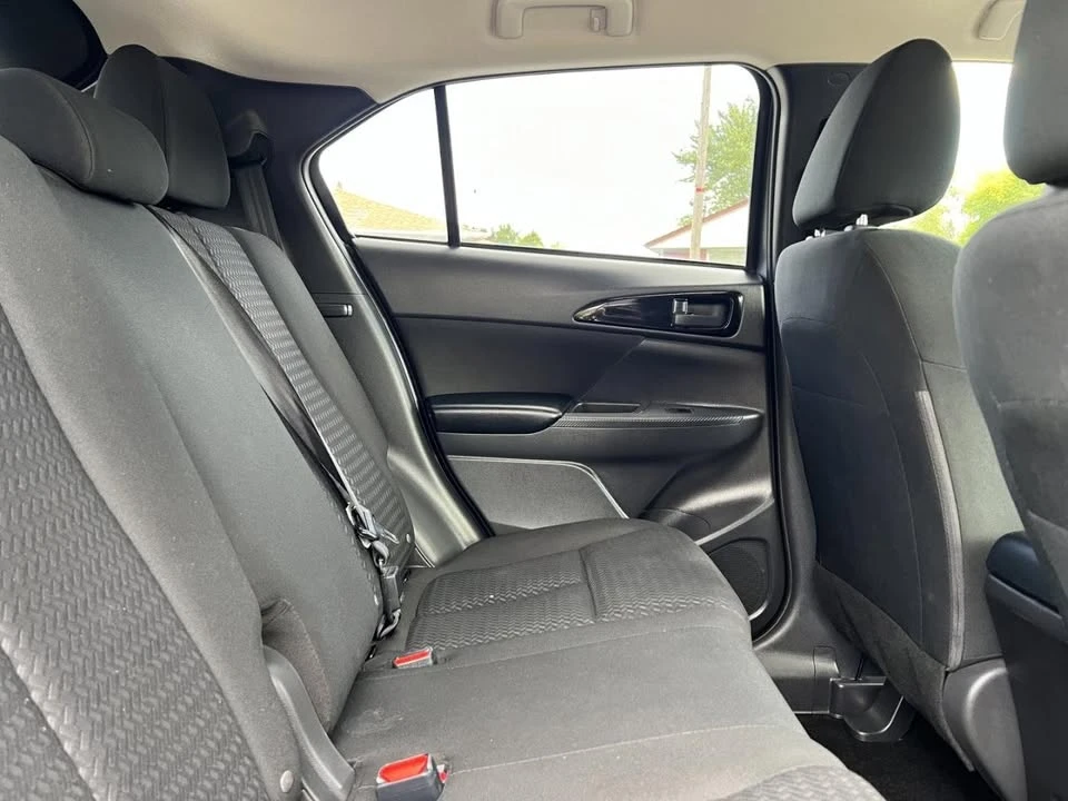 2022 Mitsubishi Eclipse Cross - Image 7 of 19
