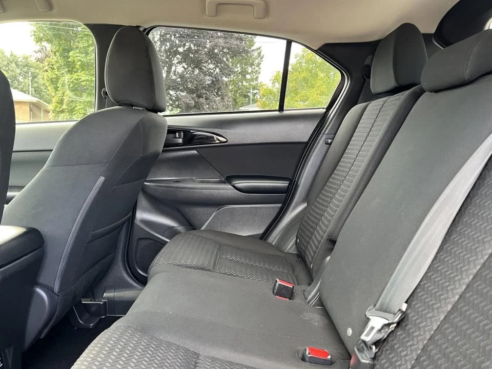 2022 Mitsubishi Eclipse Cross - Image 10 of 19