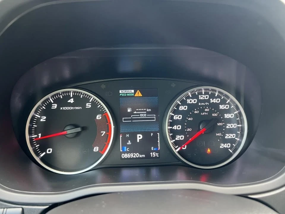 2022 Mitsubishi Eclipse Cross - Image 14 of 19