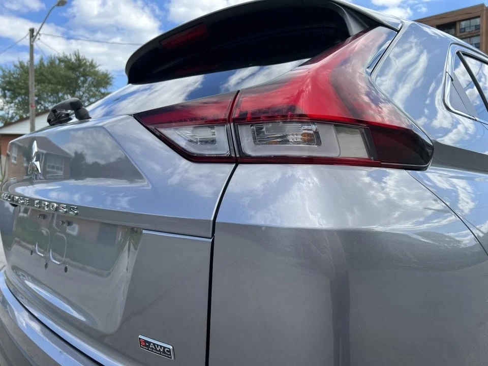 2022 Mitsubishi Eclipse Cross - Image 5 of 19