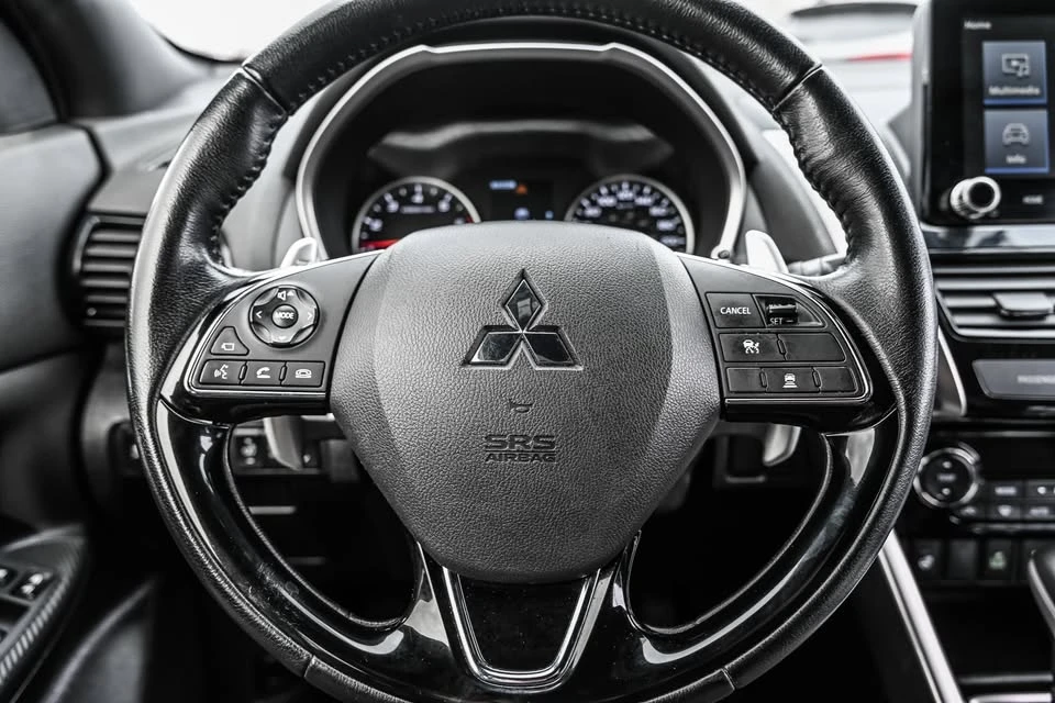 2022 Mitsubishi Eclipse Cross - Image 14 of 20