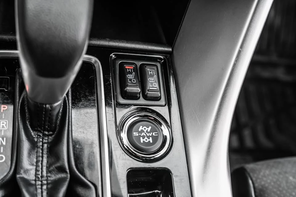 2022 Mitsubishi Eclipse Cross - Image 18 of 20