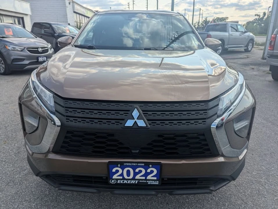 2022 Mitsubishi Eclipse Cross - Image 4 of 16