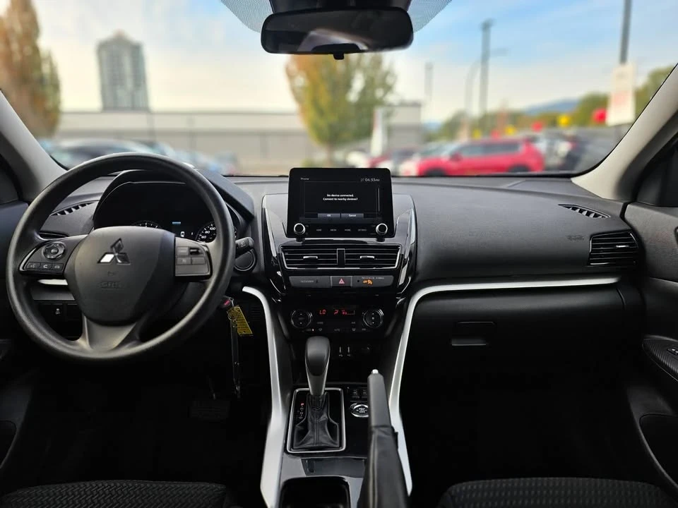 2022 Mitsubishi Eclipse Cross - Image 18 of 20