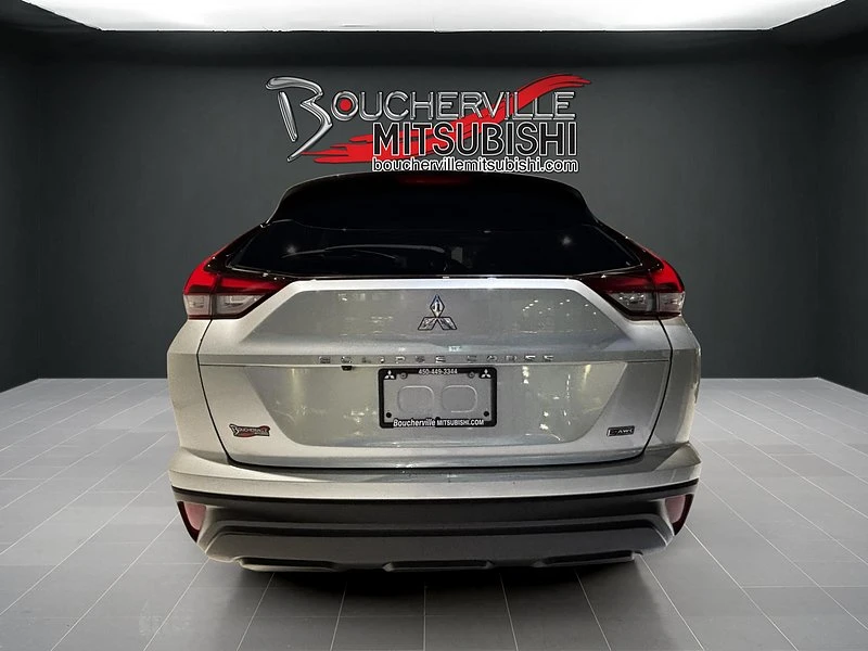 2022 Mitsubishi Eclipse Cross - Image 4 of 18