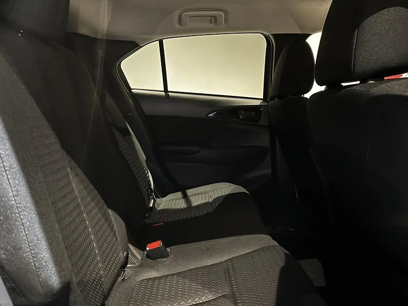 2022 Mitsubishi Eclipse Cross - Image 16 of 18