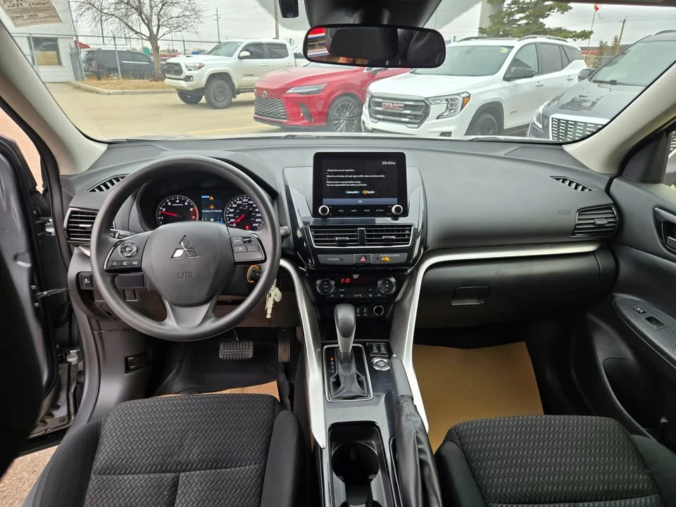 2022 Mitsubishi Eclipse Cross - Image 10 of 20