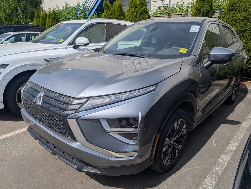 2022 Mitsubishi Eclipse Cross - Image 2 of 4
