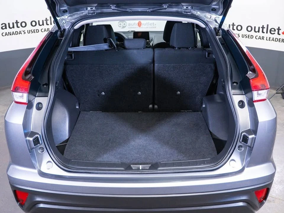 2022 Mitsubishi Eclipse Cross - Image 9 of 20