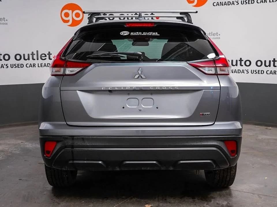 2022 Mitsubishi Eclipse Cross - Image 8 of 20