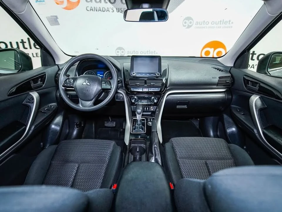 2022 Mitsubishi Eclipse Cross - Image 14 of 20