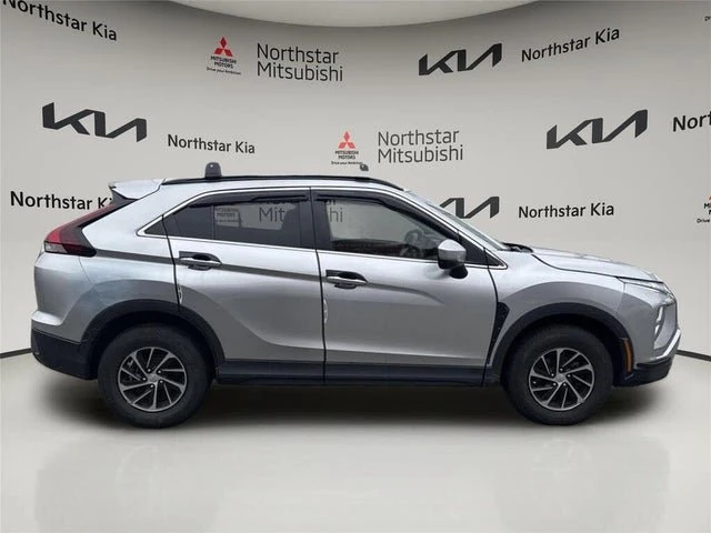 2022 Mitsubishi Eclipse Cross - Image 7 of 18