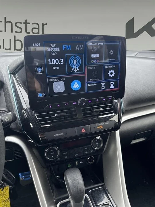 2022 Mitsubishi Eclipse Cross - Image 12 of 18