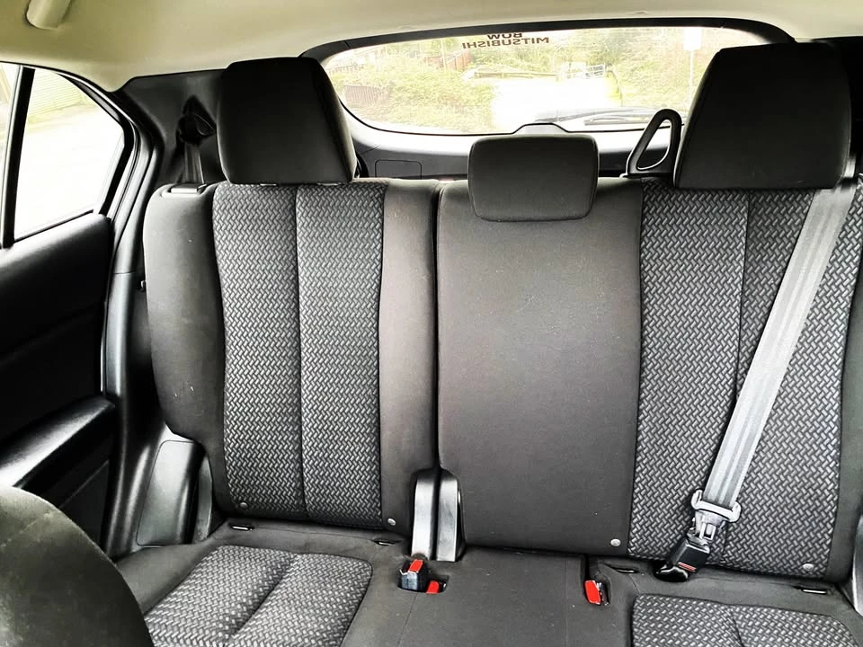 2022 Mitsubishi Eclipse Cross - Image 11 of 12