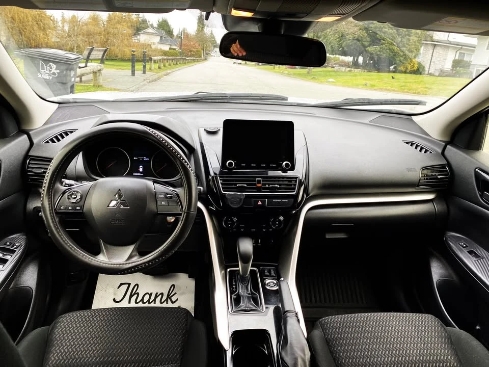 2022 Mitsubishi Eclipse Cross - Image 10 of 12